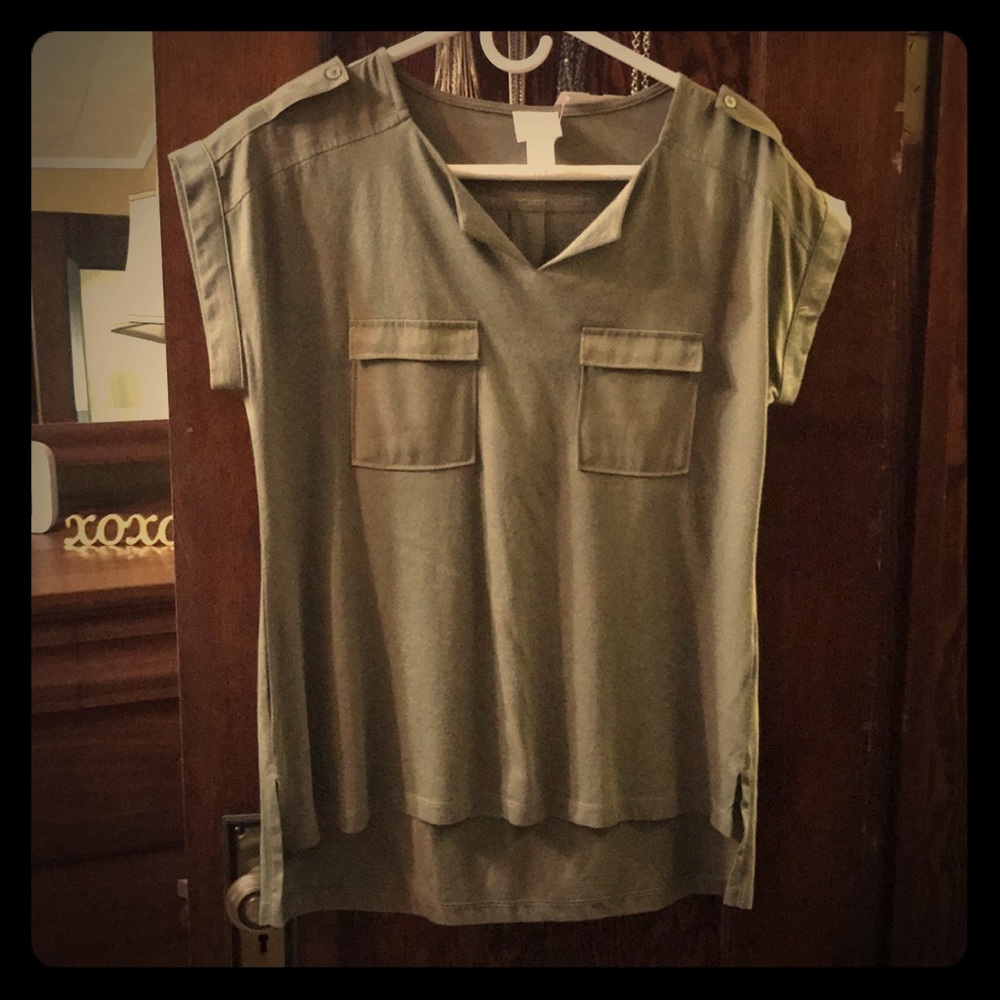 🌟SALE 2 for 20🌟Chico women’s blouse. Worn once.